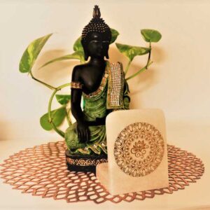 Tealight with metal work